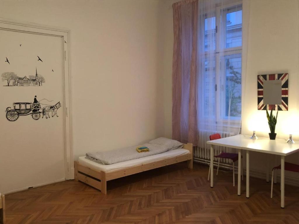 Apatrhostel Brno Бърно Екстериор снимка