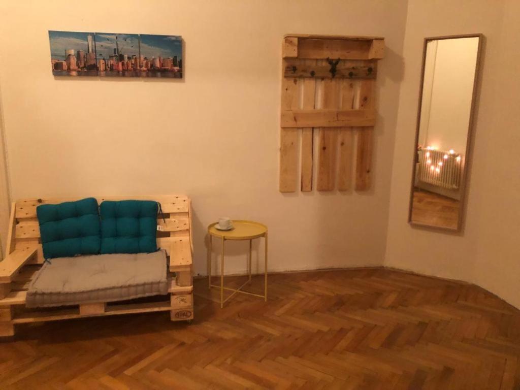 Apatrhostel Brno Бърно Екстериор снимка