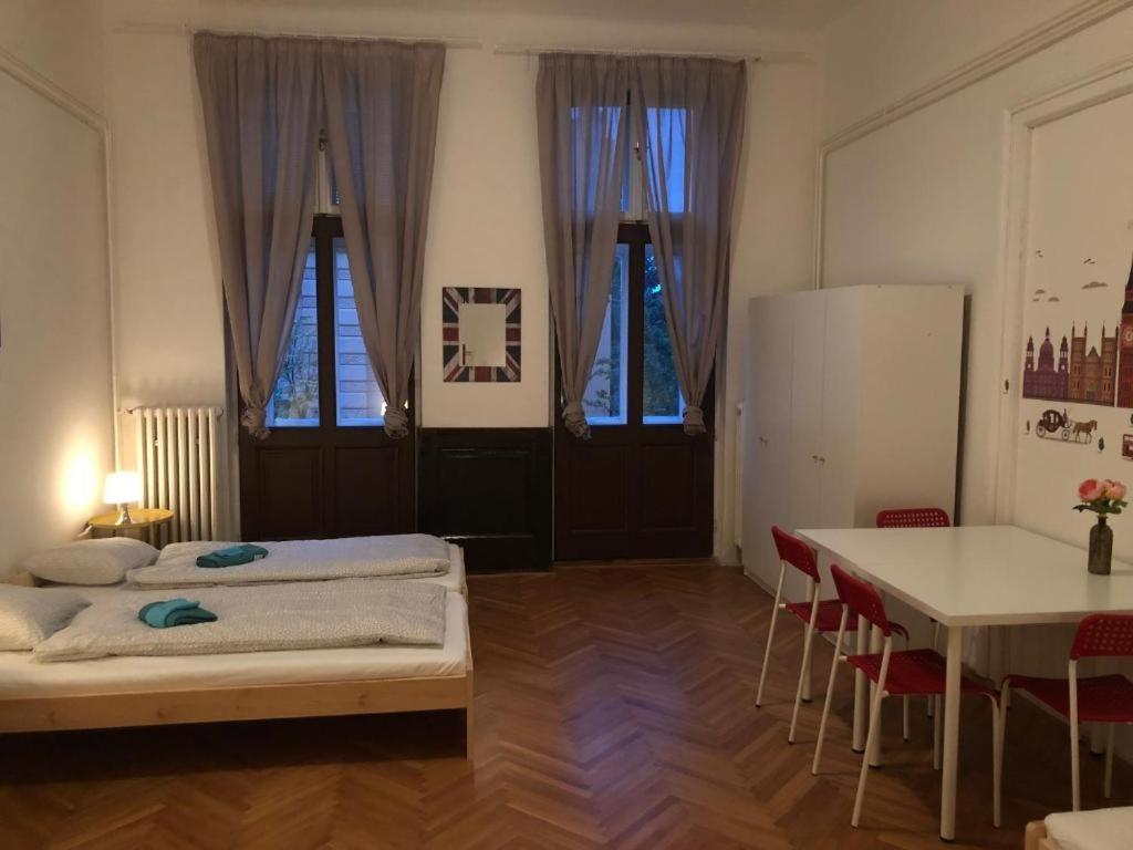 Apatrhostel Brno Бърно Екстериор снимка